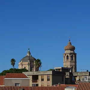 Gasthuis Notte Di Luna & Breakfast, Oristano